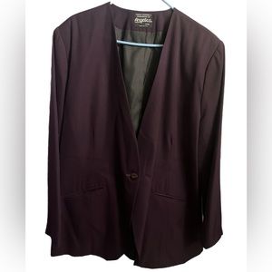 Vintage woman’s plus size Blazer made in the USA. Purple, business church 24W